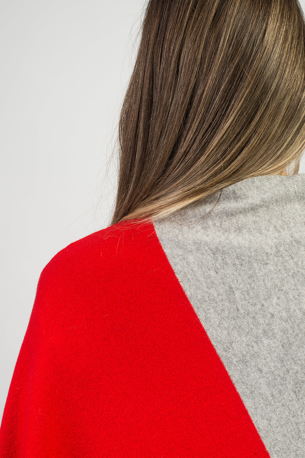 Two-tone 100% cashmere poncho, colour Red-Grey, view 4 | Dalle Piane Cashmere