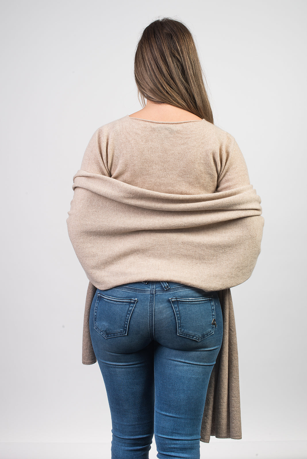 Women's two-tone 100% cashmere wrap, colour Mink-Beige, view 3 | Dalle Piane Cashmere