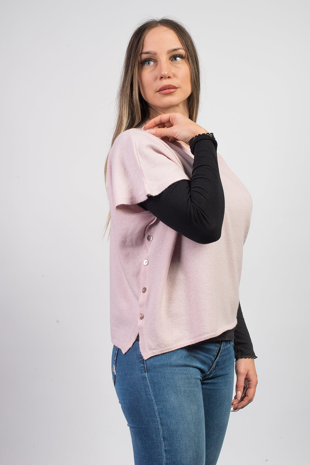 Women's cashmere blend crewneck with side buttons, colour Pink, view 3 | Dalle Piane Cashmere