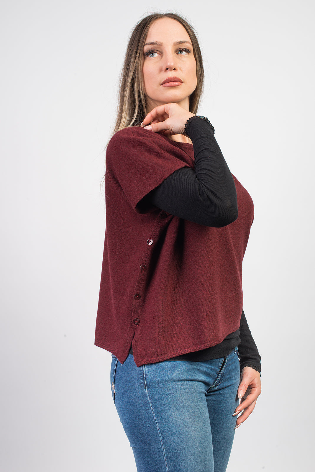 Women's cashmere blend crewneck with side buttons, colour Bordeaux, view 3 | Dalle Piane Cashmere