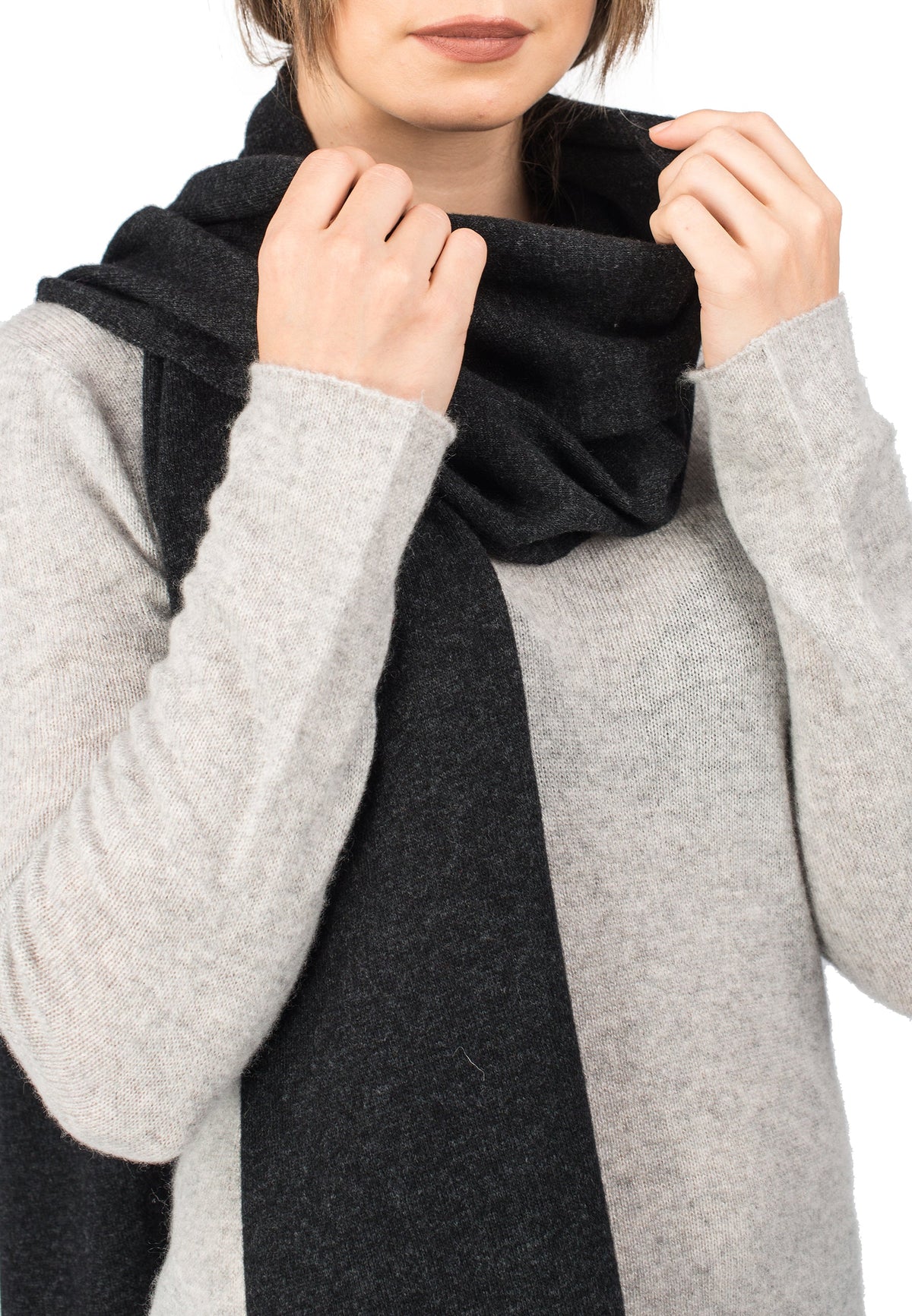 Unisex cashmere blend scarf, colour Anthracite, view 3 | Dalle Piane Cashmere
