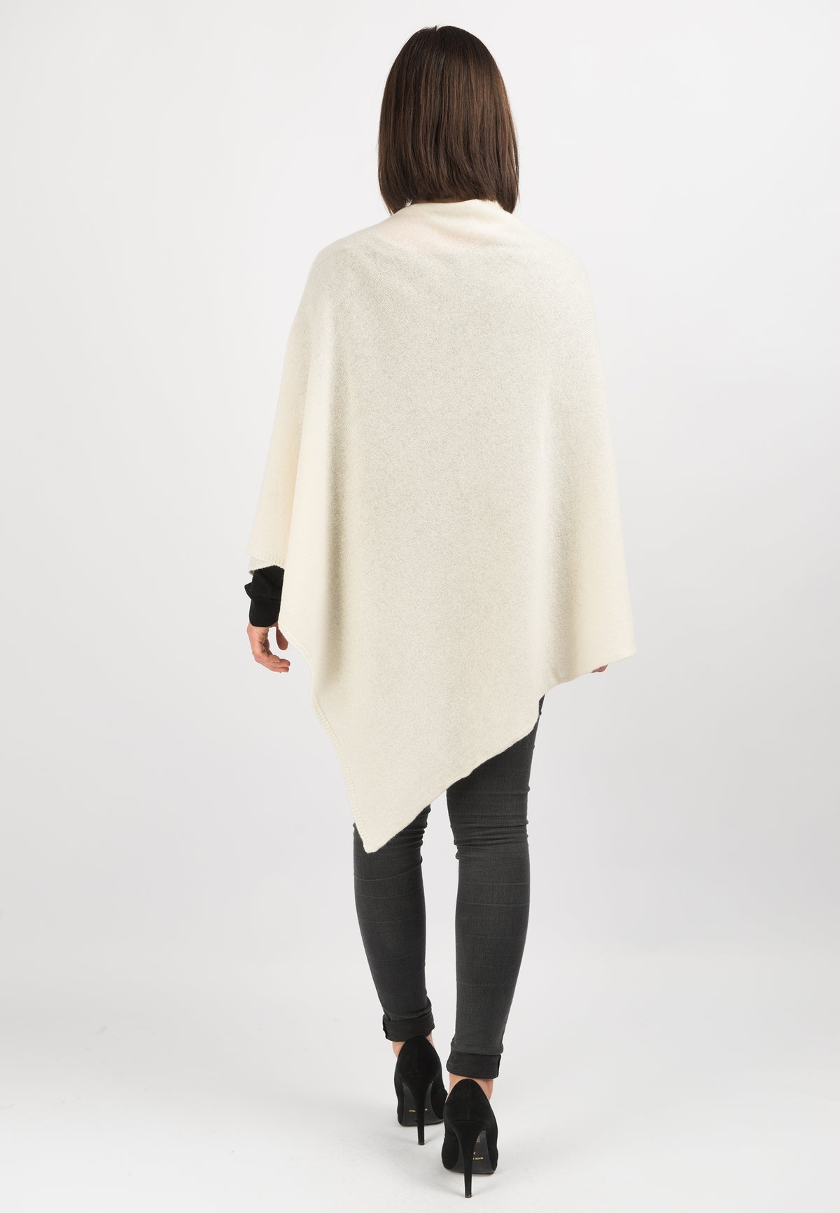100% cashmere poncho, colour Cream, view 3 | Dalle Piane Cashmere