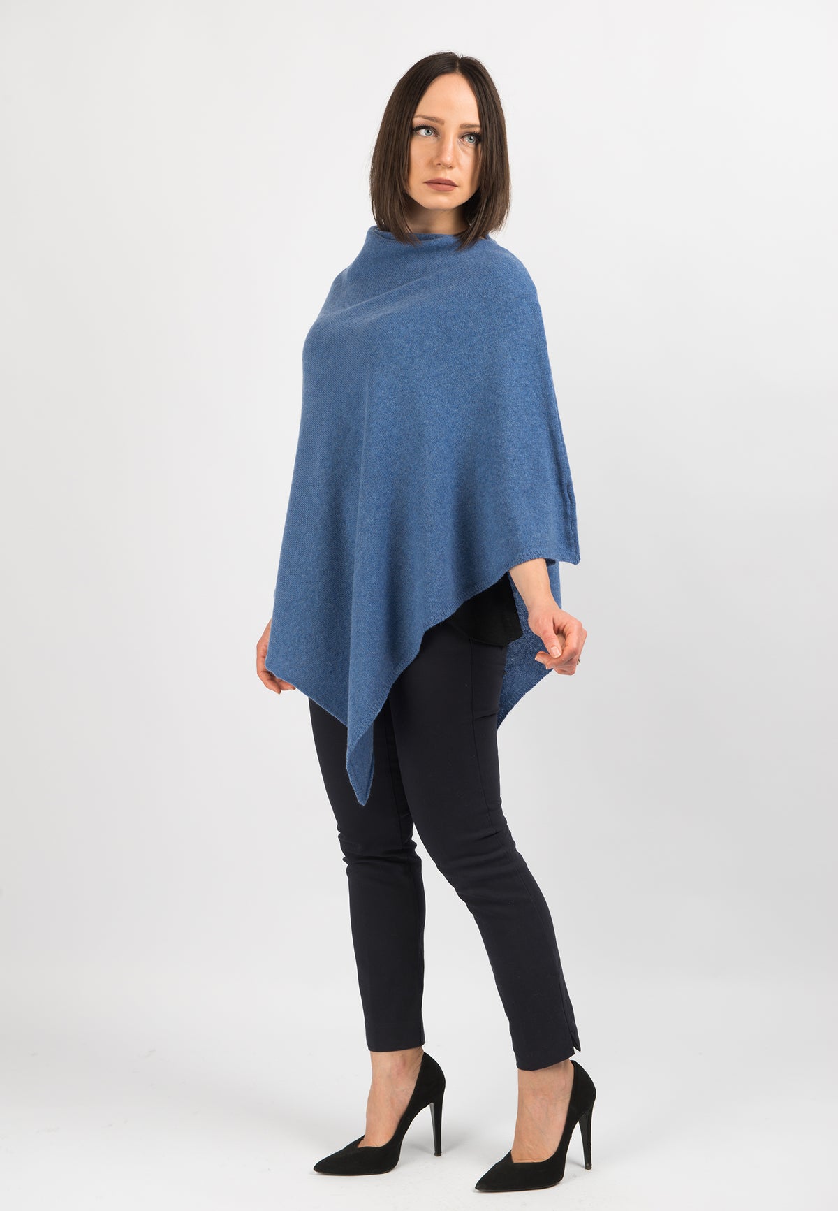 100% cashmere poncho, colour Light Blue, view 2 | Dalle Piane Cashmere