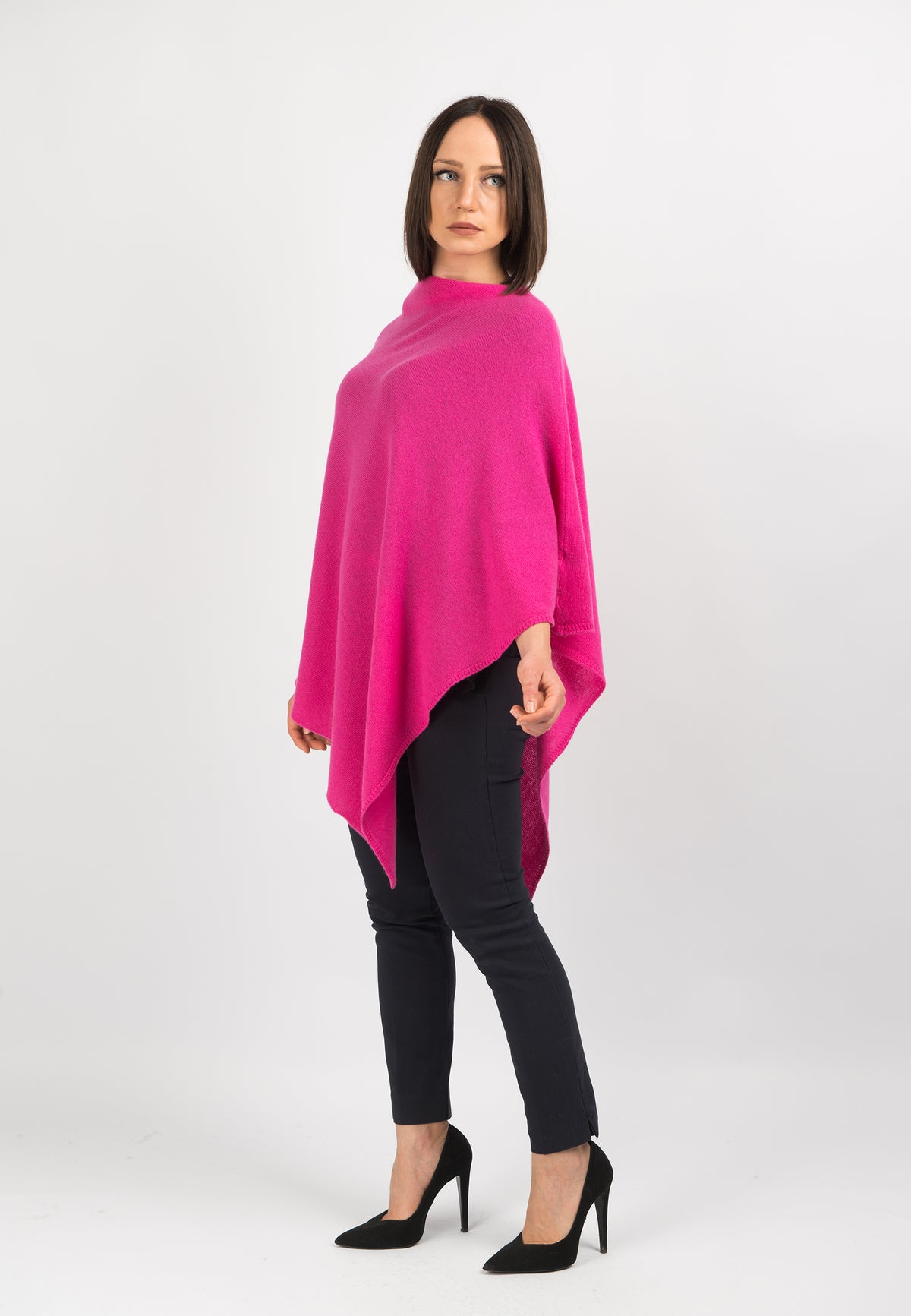 100% cashmere poncho, colour Fuchsia, view 2 | Dalle Piane Cashmere