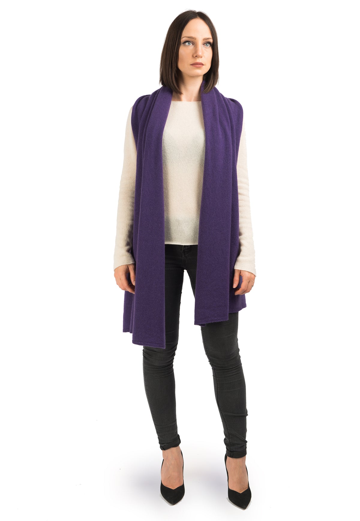 Women's 100% cashmere wrap, colour Purple, view 2 | Dalle Piane Cashmere
