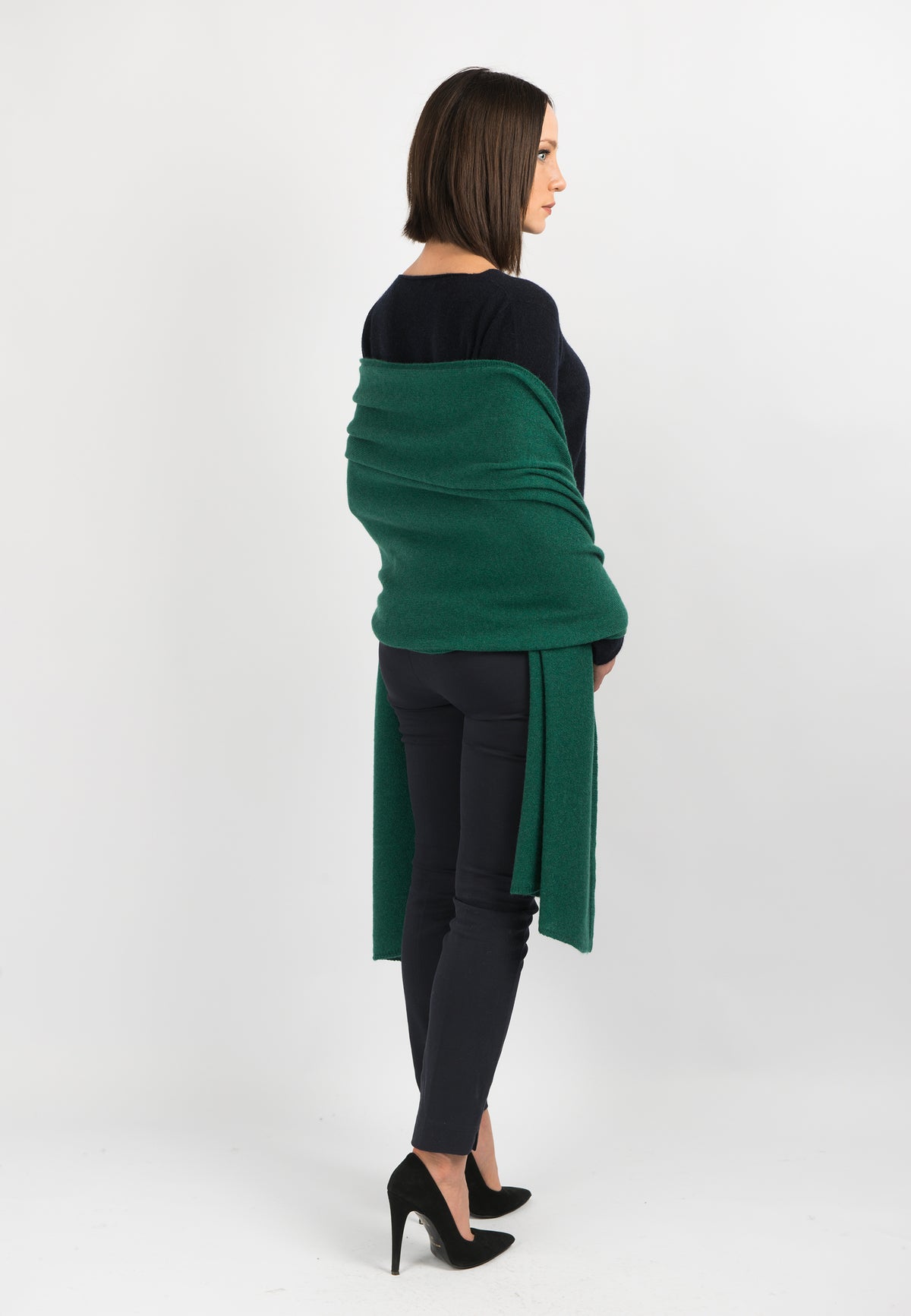 Women's 100% cashmere wrap, colour Green, view 3 | Dalle Piane Cashmere