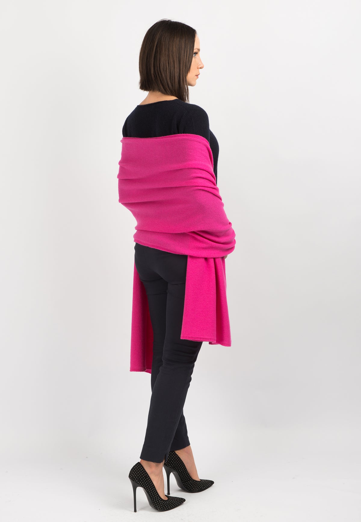 Women's 100% cashmere wrap, colour Fuchsia, view 3 | Dalle Piane Cashmere