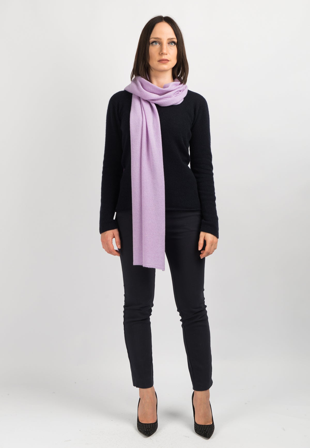 Women's wide 100% cashmere scarf, colour Lilac, view 3 | Dalle Piane Cashmere