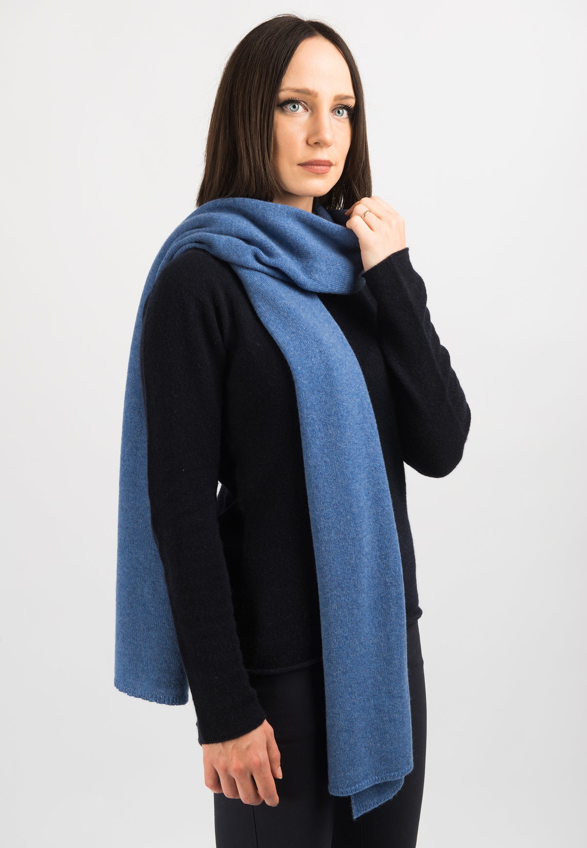 Women's wide 100% cashmere scarf, colour Light Blue, view 3 | Dalle Piane Cashmere