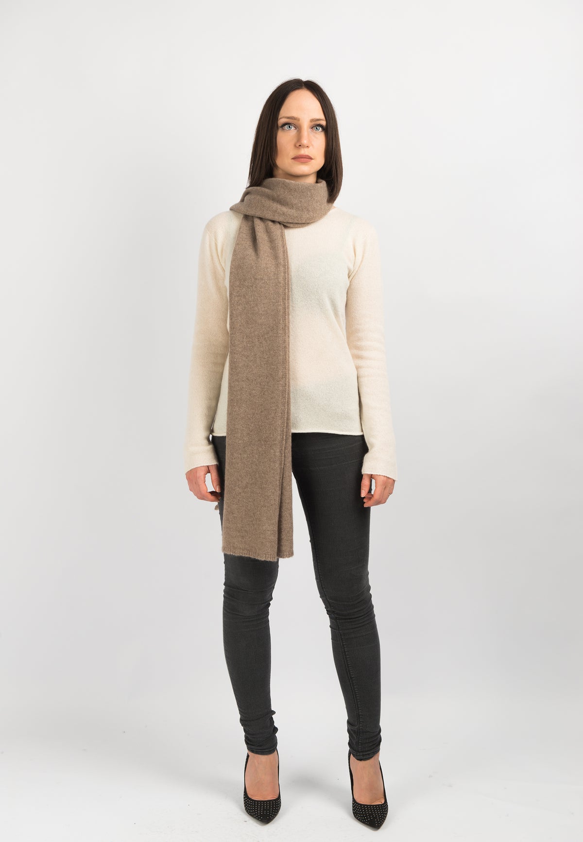 Women's wide 100% cashmere scarf, colour Mink, view 3 | Dalle Piane Cashmere