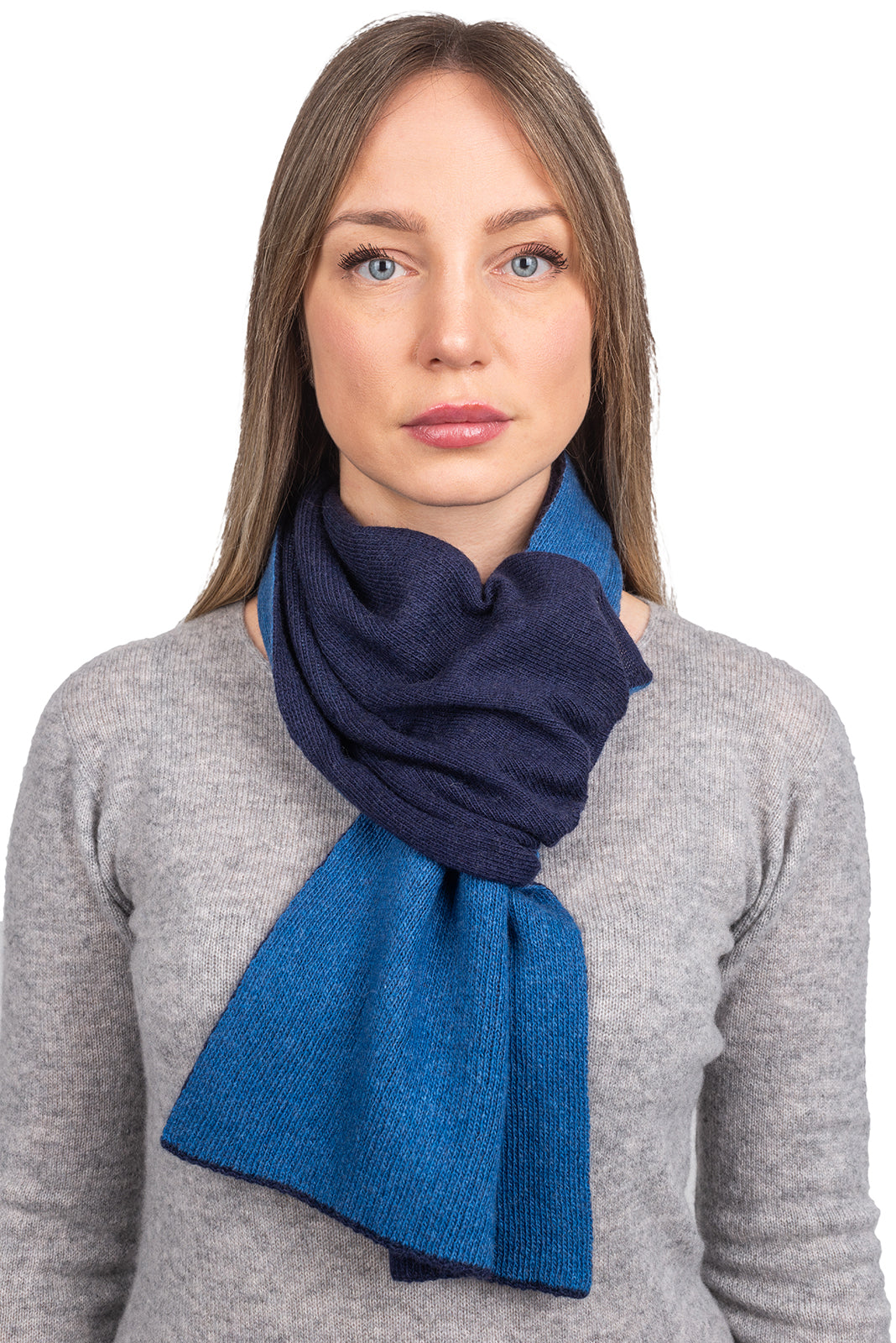 Women's reversible cashmere blend neck warmer, colour Blue-Royal | Dalle Piane Cashmere