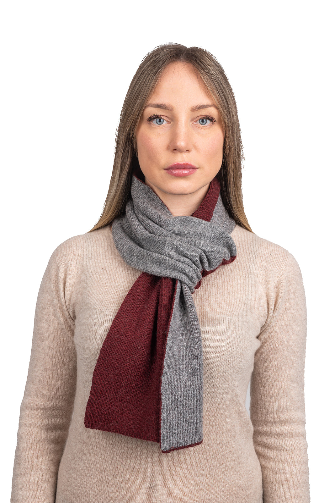 Women's reversible cashmere blend neck warmer, colour Bordeaux-Grey | Dalle Piane Cashmere