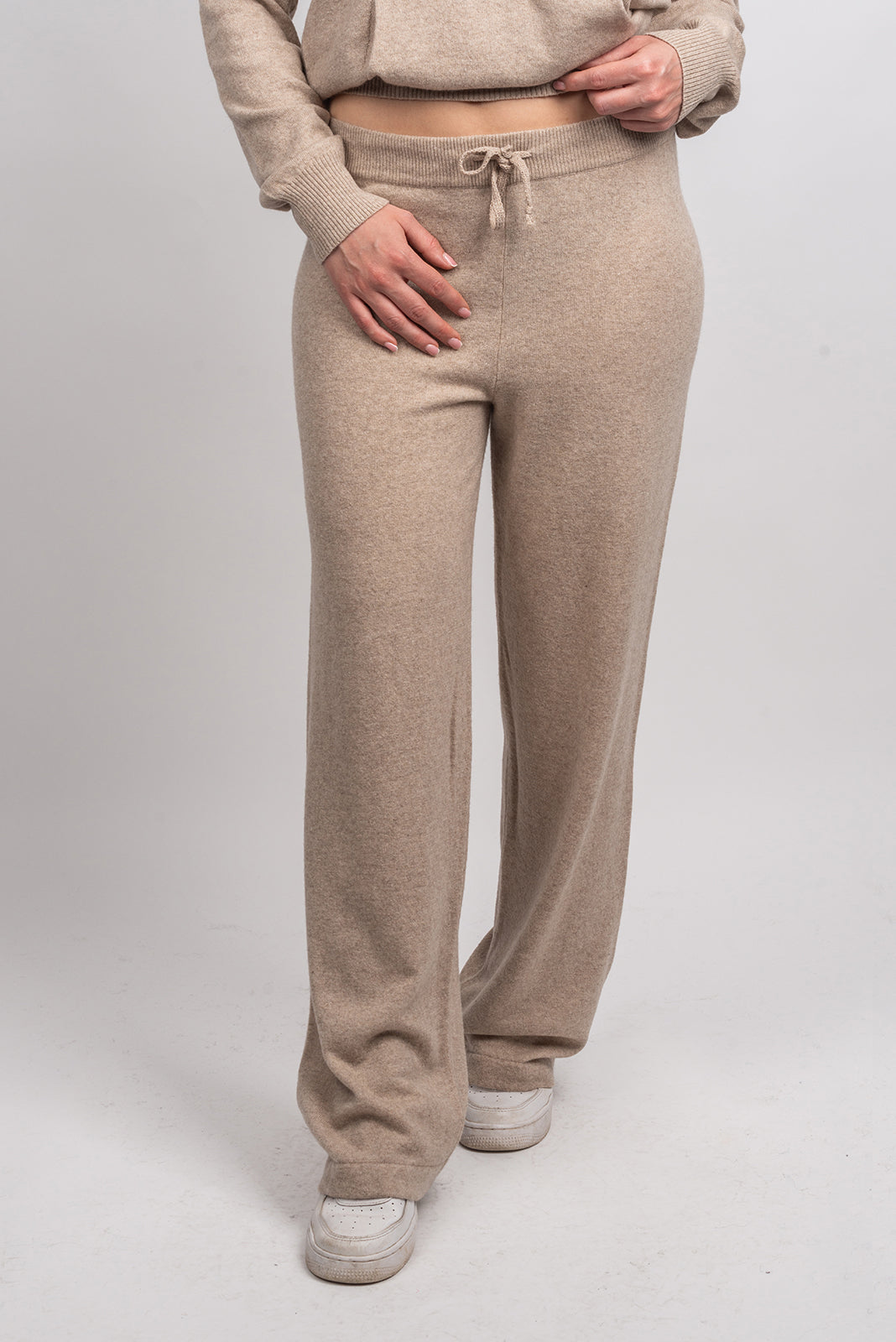 Women's cashmere blend trousers, colour Beige, view 2 | Dalle Piane Cashmere
