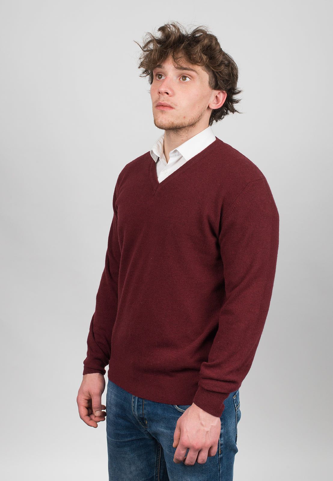 Men's cashmere blend V-neck, colour Bordeaux, view 2 | Dalle Piane Cashmere