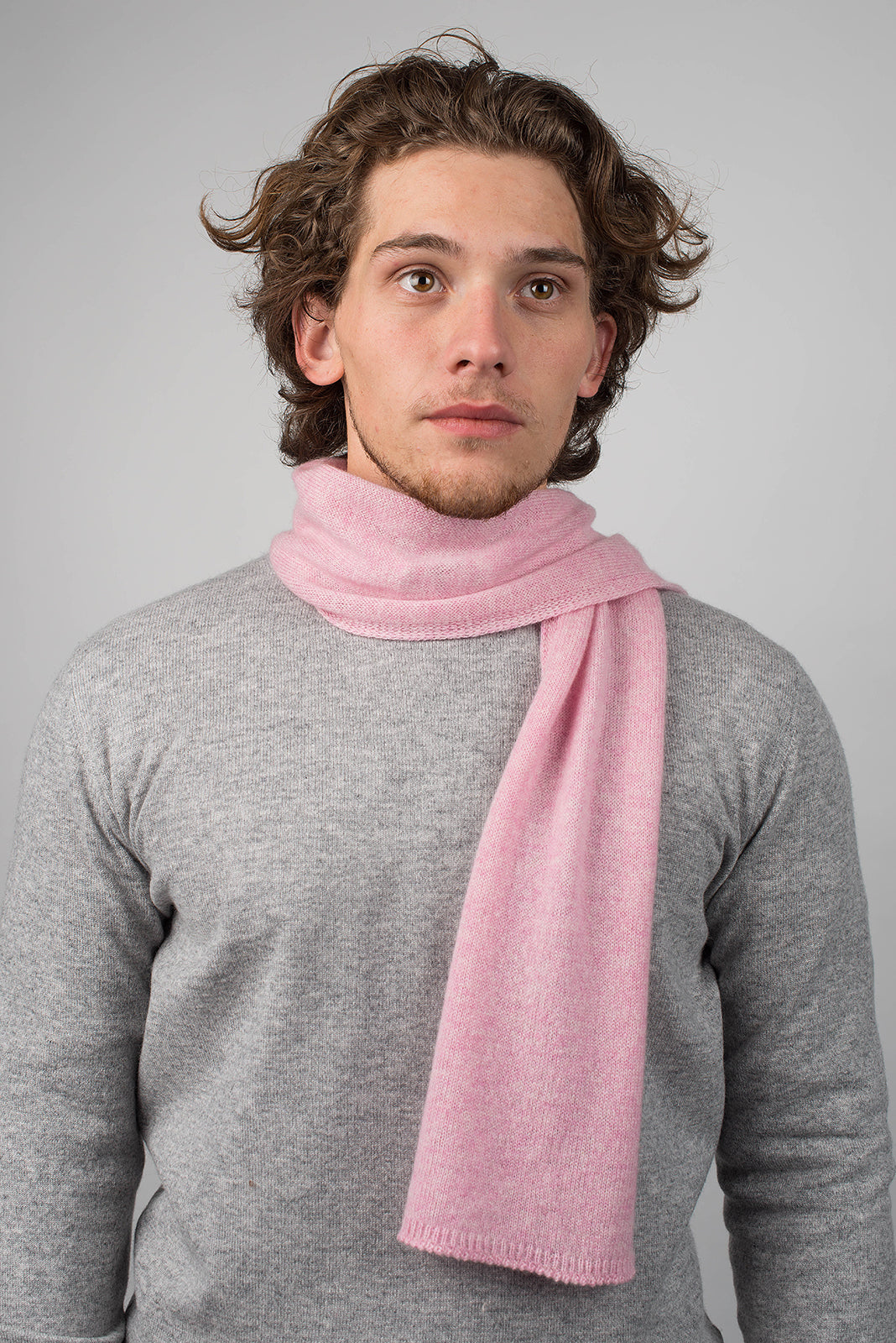 Men's 100% cashmere skinny scarf, colour Pink, view 2 | Dalle Piane Cashmere