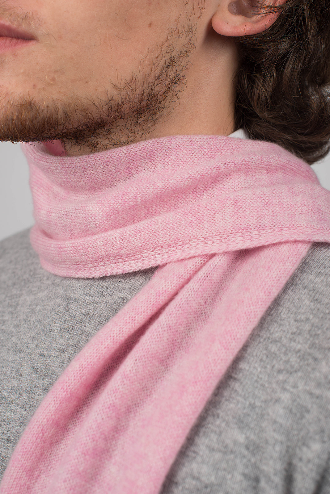 Men's 100% cashmere skinny scarf, colour Pink, view 3 | Dalle Piane Cashmere