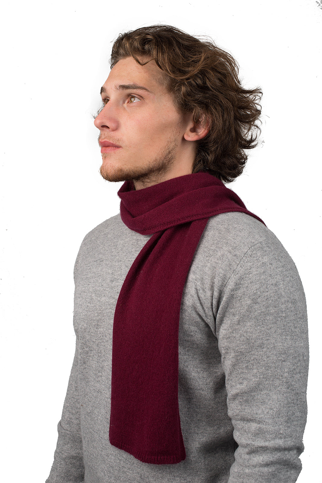 Men's 100% cashmere skinny scarf, colour Bordeaux | Dalle Piane Cashmere