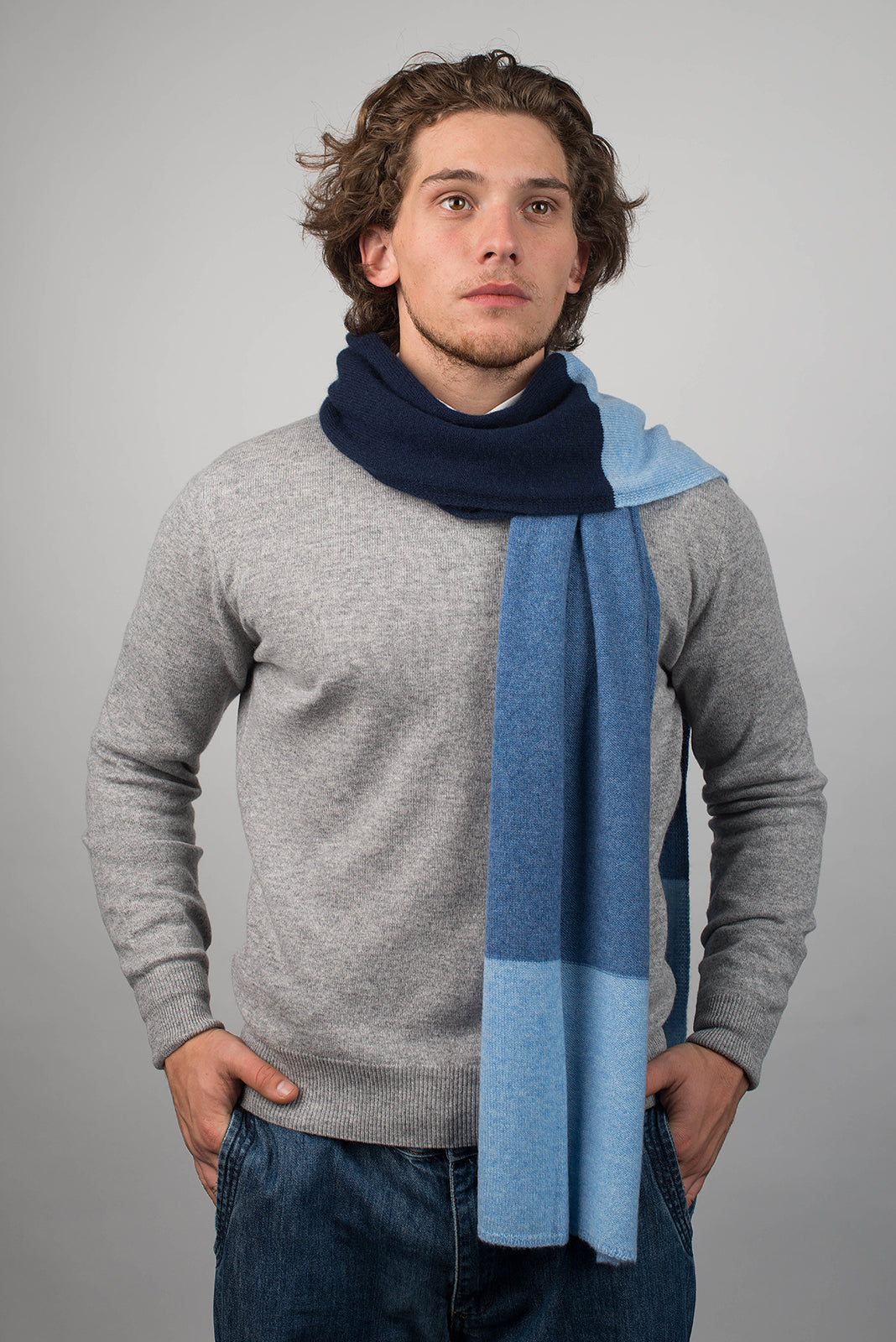 Men's three-colour 100% cashmere scarf, colour Blue-Sky-Light Blue, view 2 | Dalle Piane Cashmere