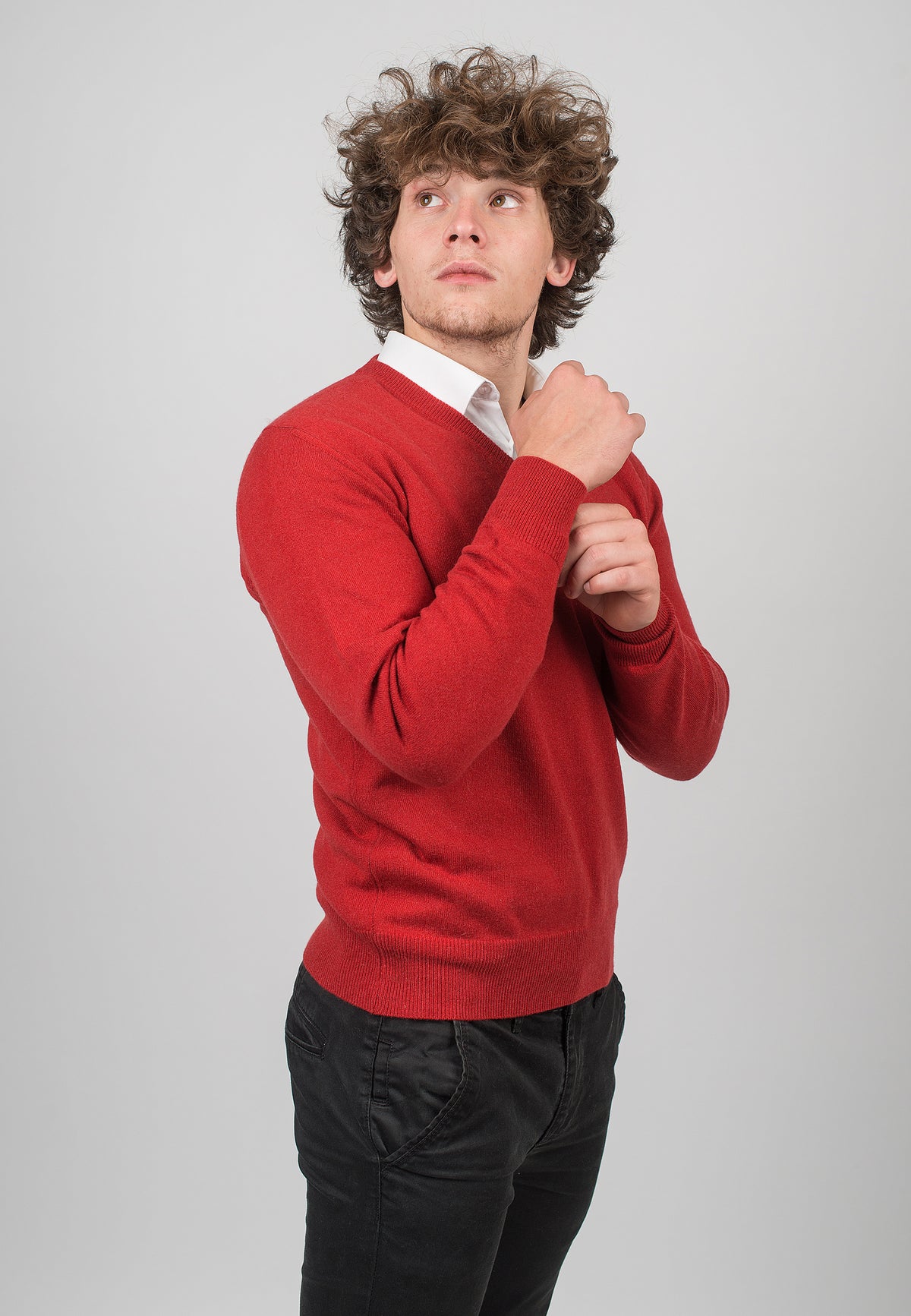 Men's 100% cashmere V-neck, colour Red, view 3 | Dalle Piane Cashmere