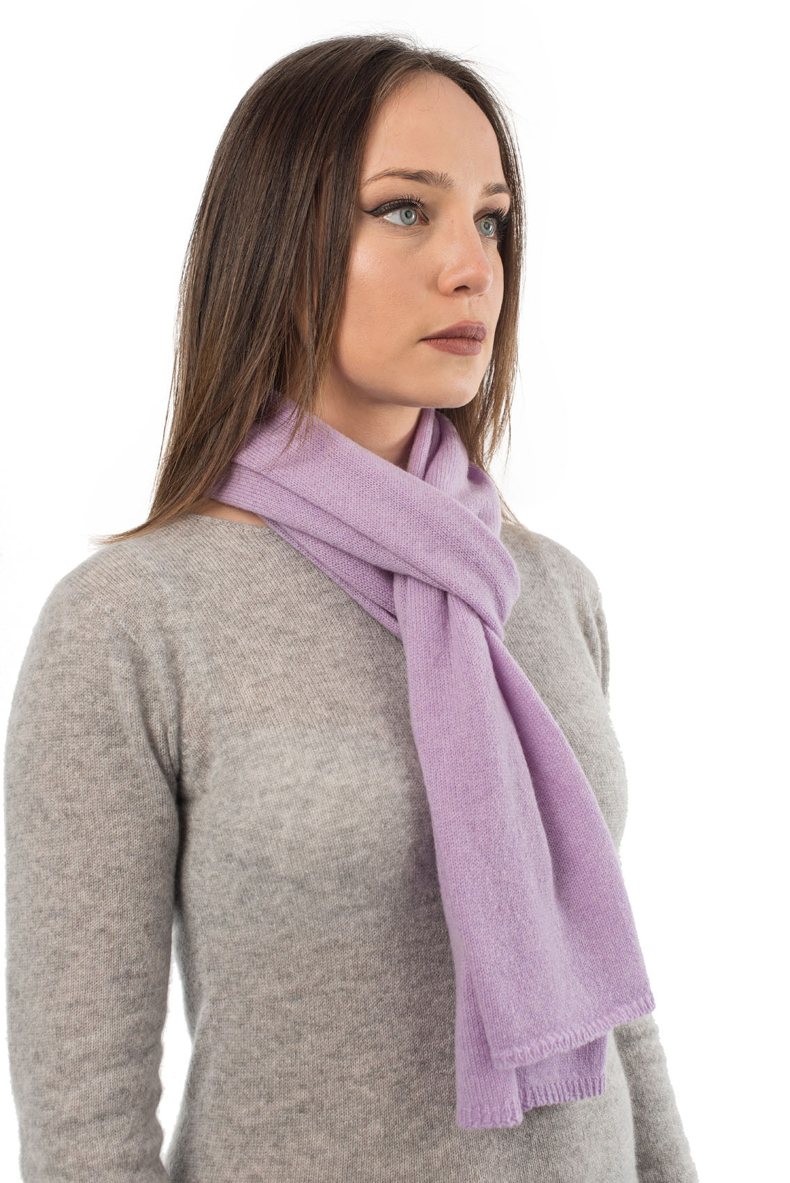 Unisex 100% cashmere scarf, colour Lilac, view 2 | Dalle Piane Cashmere