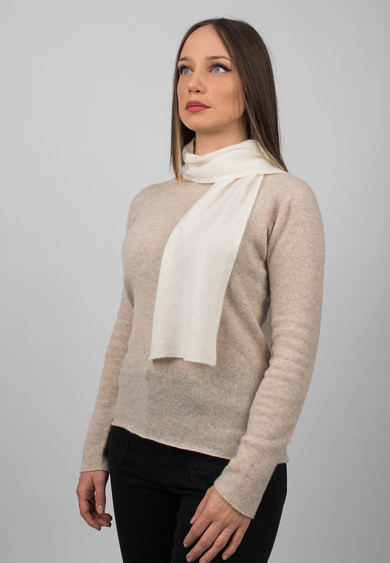 Women's 100% cashmere skinny scarf, colour Cream, view 2 | Dalle Piane Cashmere
