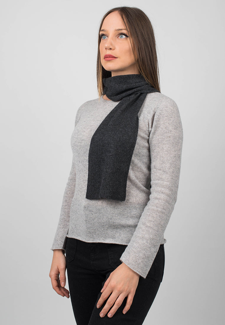 Women's 100% cashmere skinny scarf, colour Anthracite, view 2 | Dalle Piane Cashmere
