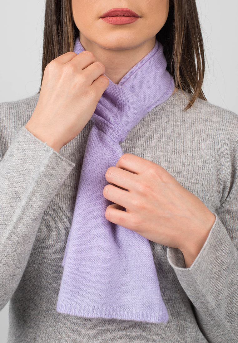 Women's 100% cashmere skinny scarf, colour Lilac, view 4 | Dalle Piane Cashmere