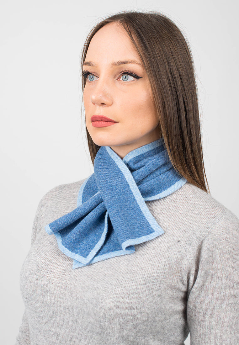 Women's reversible 100% cashmere neck warmer, colour Light Blue, view 2 | Dalle Piane Cashmere