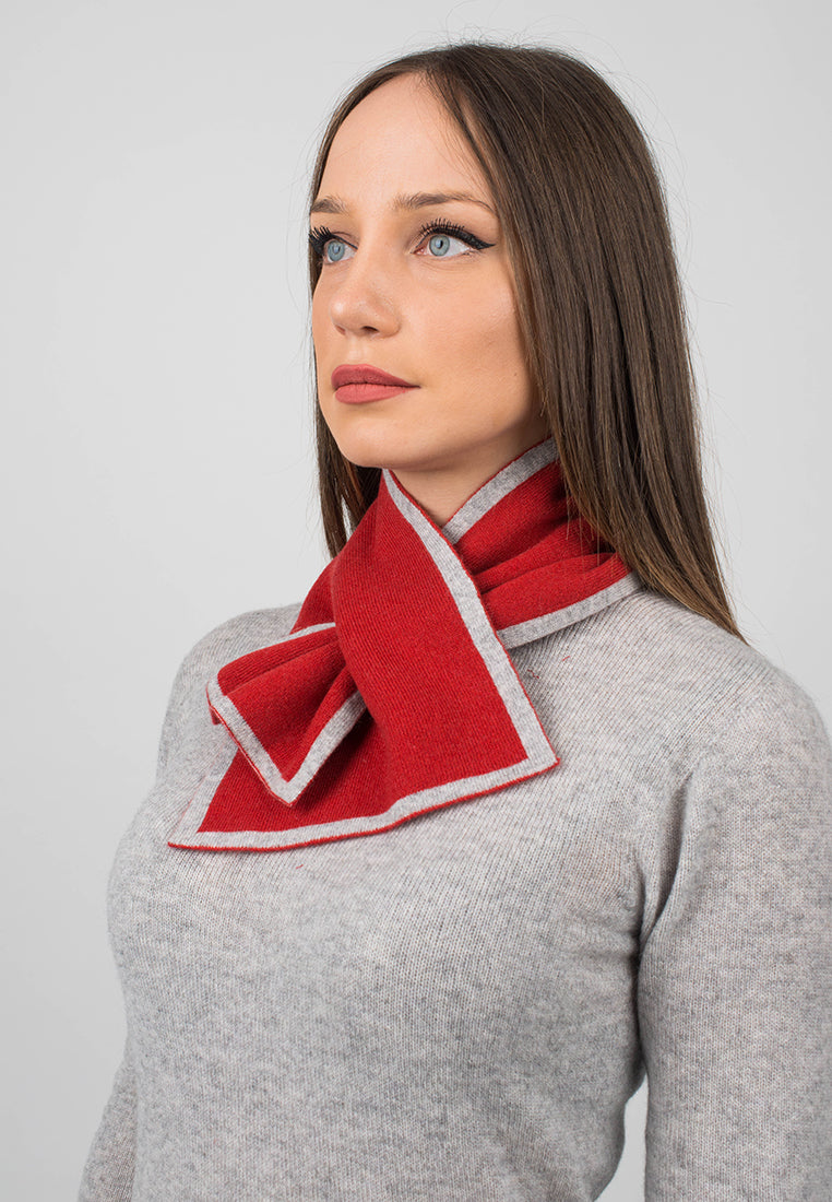 Women's reversible 100% cashmere neck warmer, colour Red, view 2 | Dalle Piane Cashmere