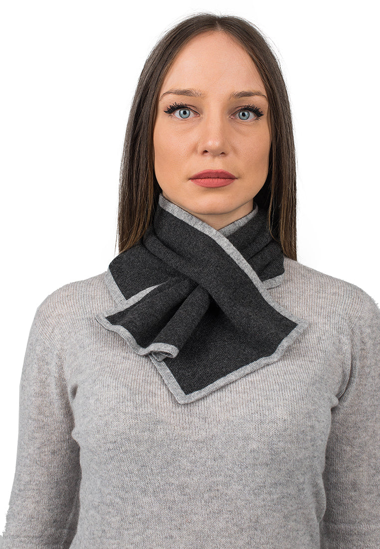 Women's reversible 100% cashmere neck warmer, colour Anthracite | Dalle Piane Cashmere