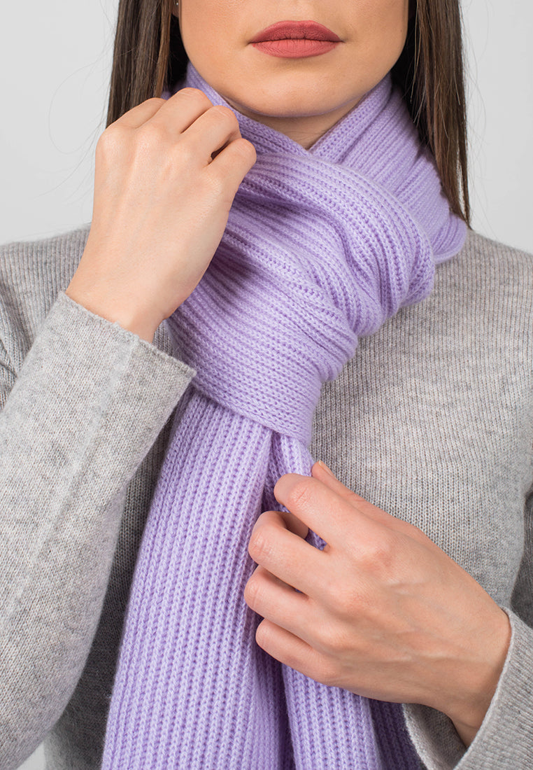 Women's fisherman's rib 100% cashmere scarf, colour Lilac, view 4 | Dalle Piane Cashmere