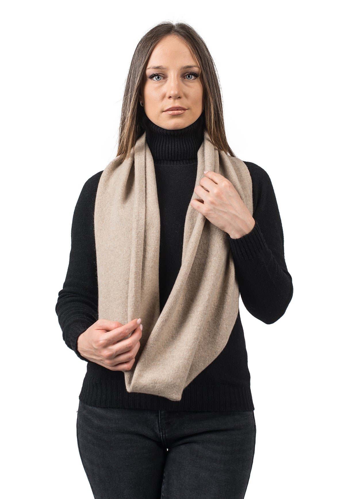 Recycled cashmere infinity scarf, colour Beige | Dalle Piane Cashmere