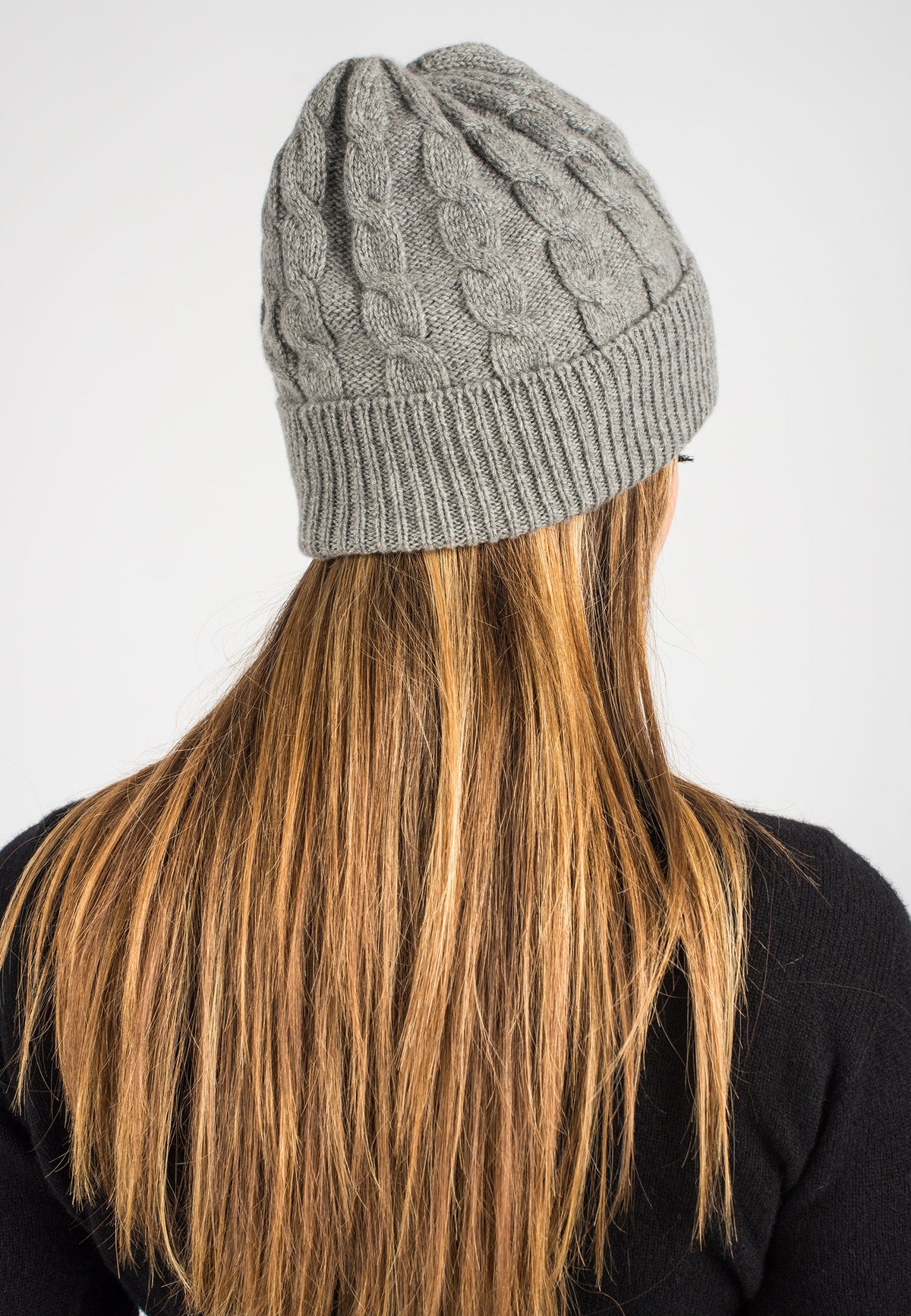 Cable-knit recycled cashmere beanie, colour Grey, view 3 | Dalle Piane Cashmere