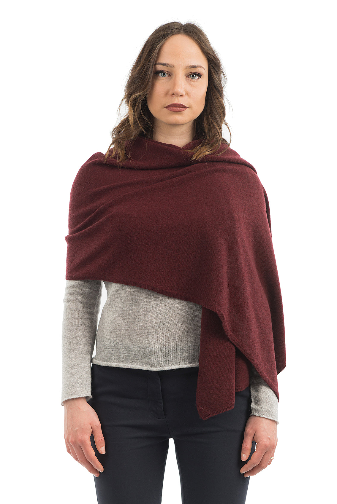 Women's cashmere blend wrap, colour Bordeaux, view 2 | Dalle Piane Cashmere