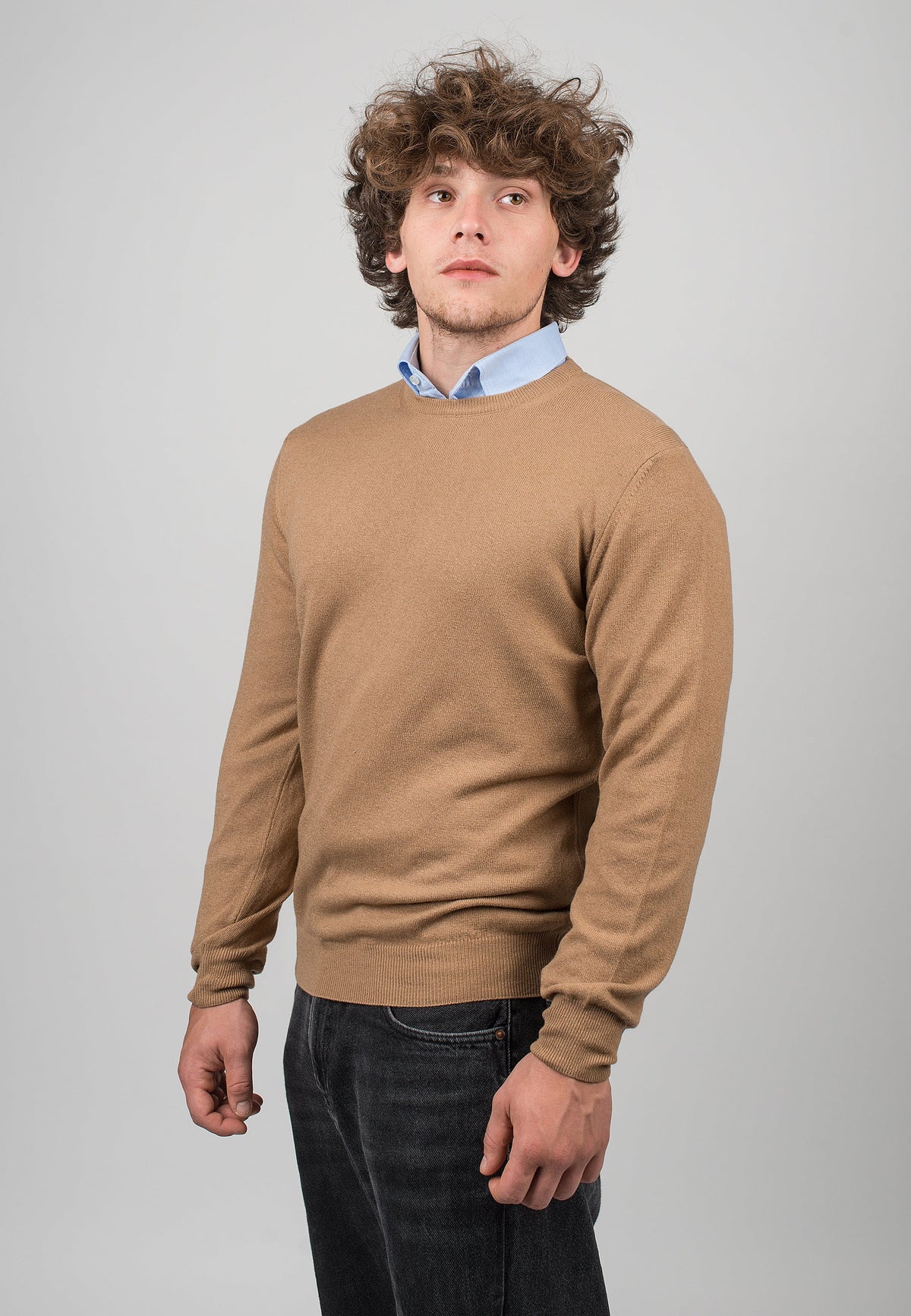 Men's cashmere blend crewneck, colour Camel, view 2 | Dalle Piane Cashmere