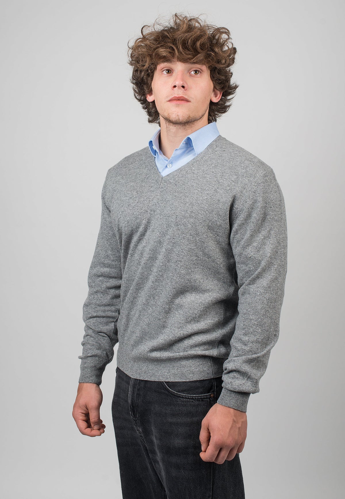 Men's cashmere blend V-neck, colour Grey, view 2 | Dalle Piane Cashmere