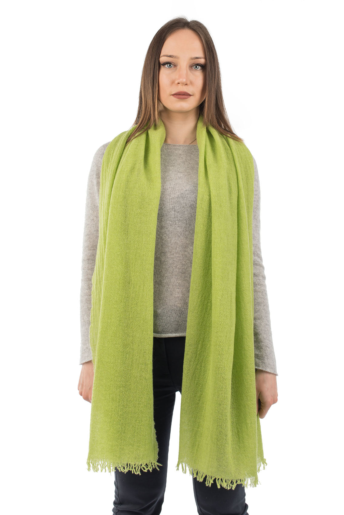 Women's 100% cashmere pashmina, colour Apple Green | Dalle Piane Cashmere