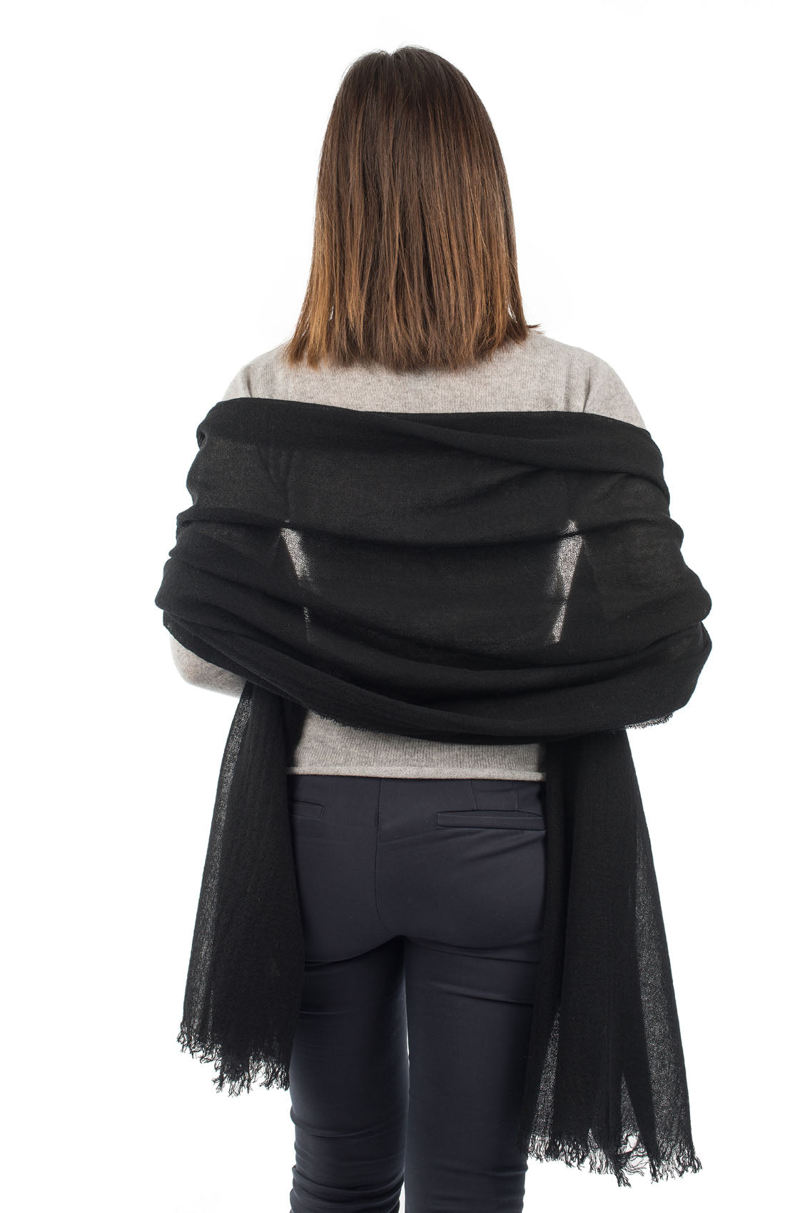 Women's 100% cashmere pashmina, colour Black, view 4 | Dalle Piane Cashmere