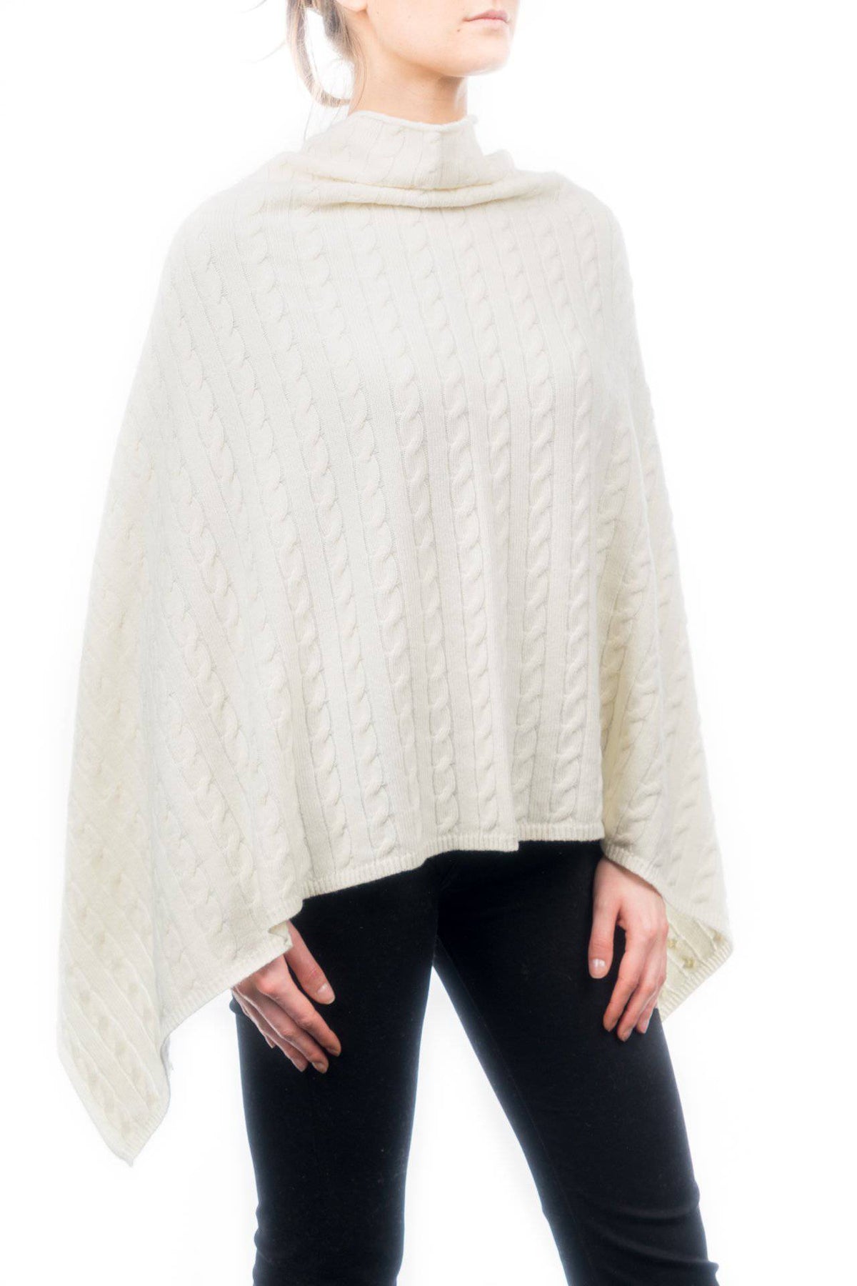 Cable-knit cashmere blend poncho, colour Cream | Dalle Piane Cashmere