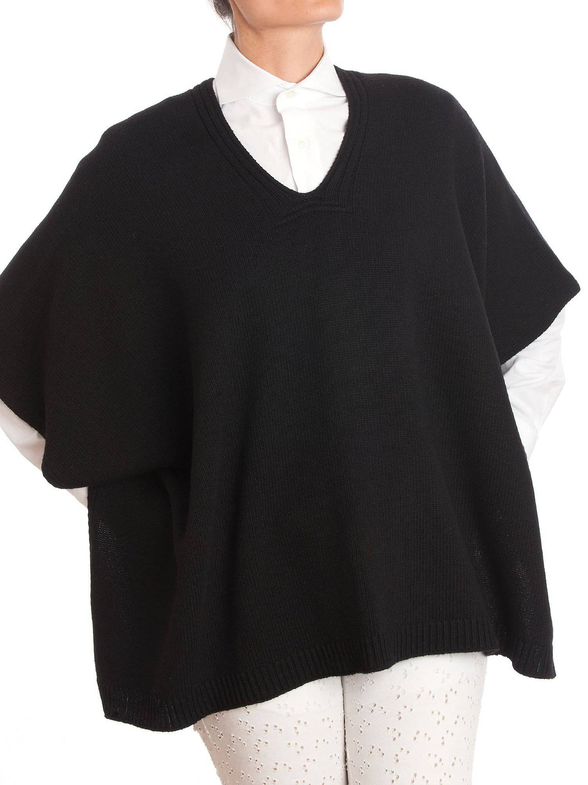 Cashmere blend cape with side buttons, colour Black | Dalle Piane Cashmere