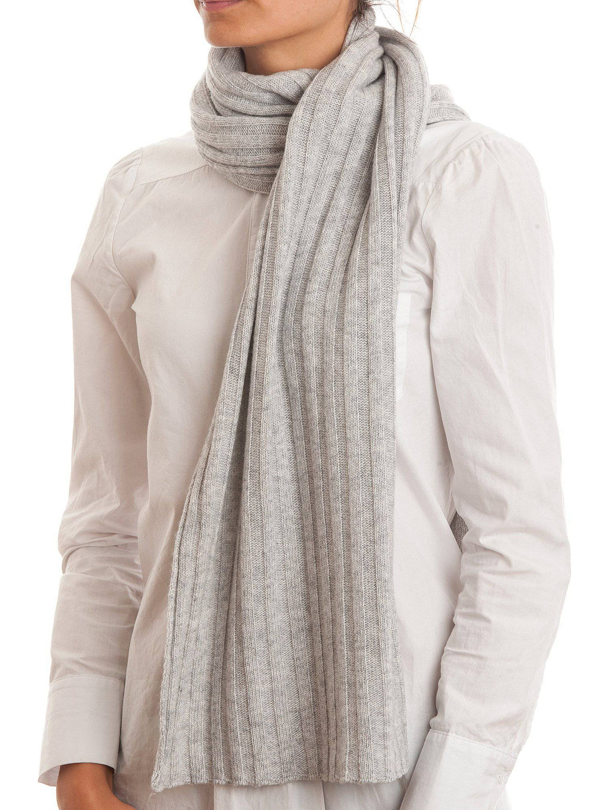 Cashmere blend scarf and beanie set, colour Grey, view 2 | Dalle Piane Cashmere