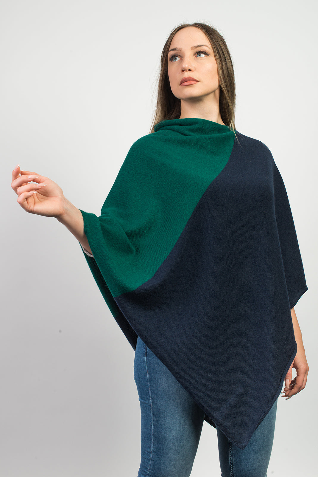 Two-tone 100% cashmere poncho, colour Blue-Green, view 2 | Dalle Piane Cashmere