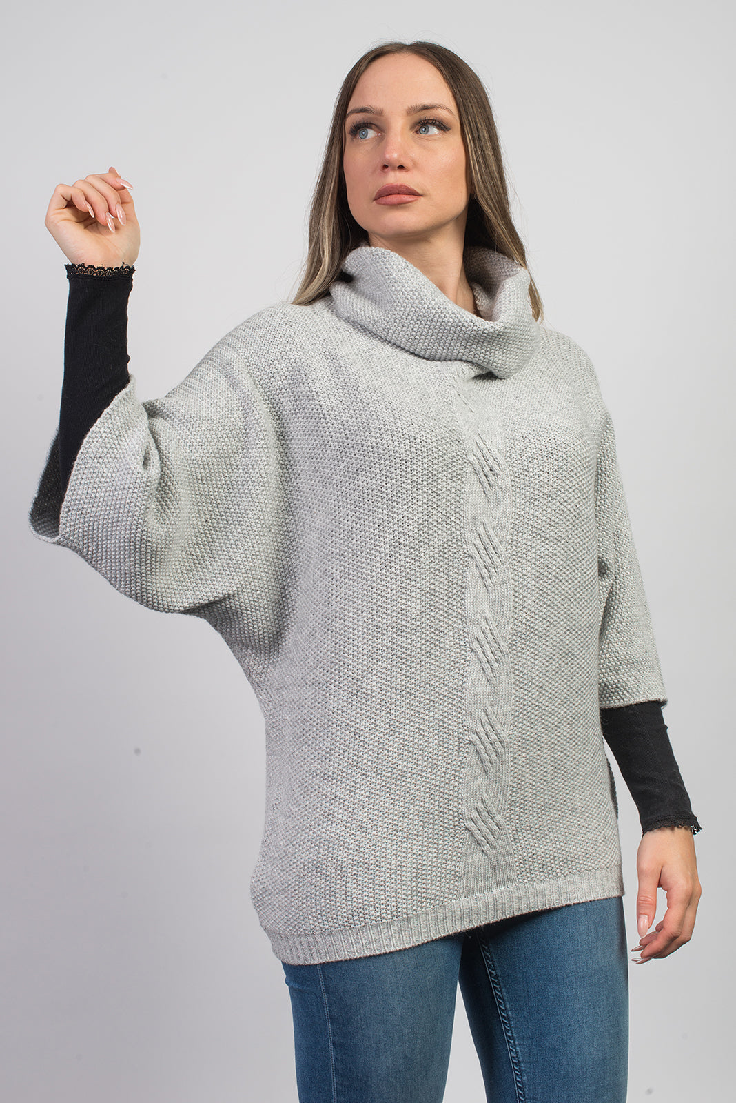 Women's cable-knit cashmere blend sweater, colour Grey, view 2 | Dalle Piane Cashmere