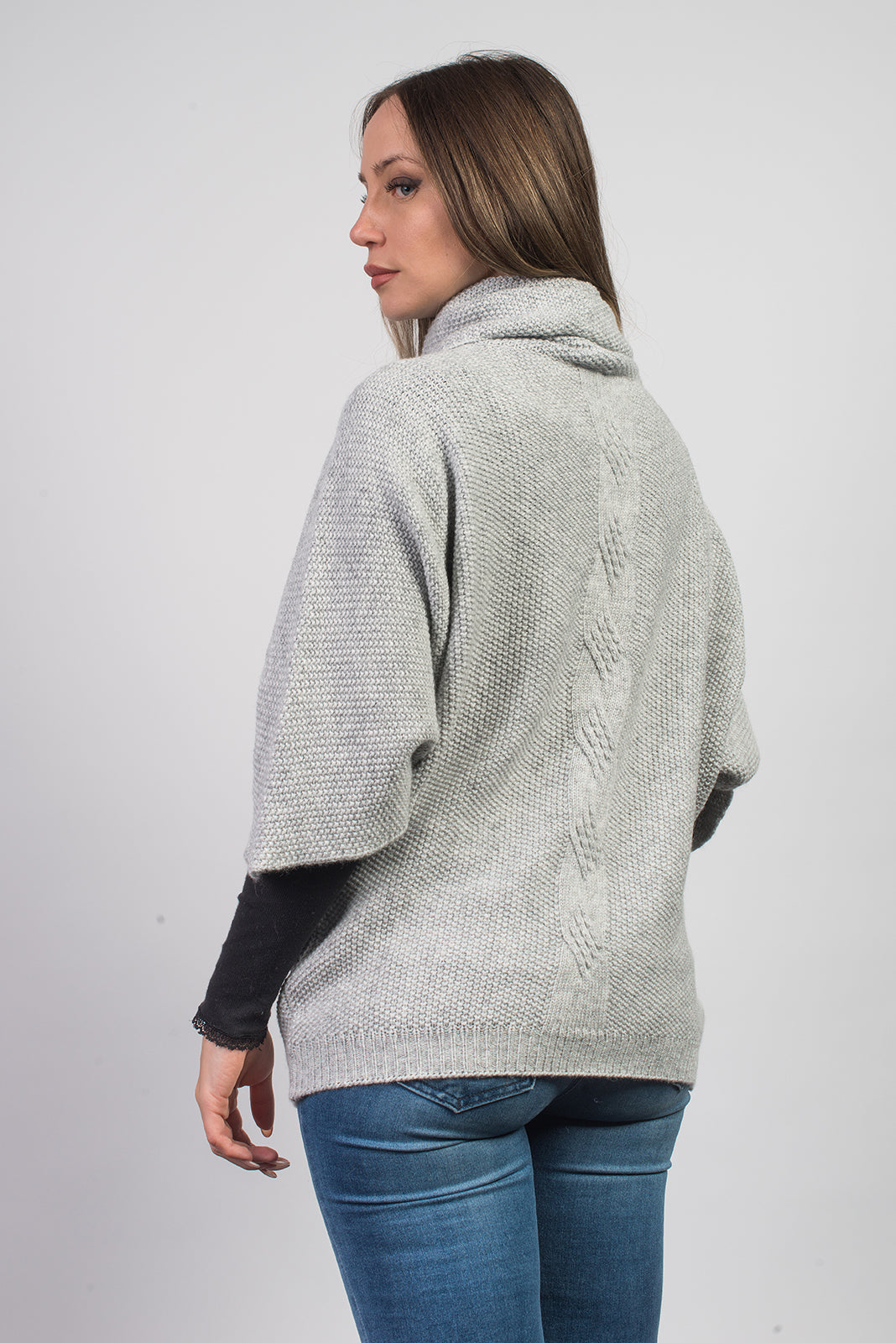 Women's cable-knit cashmere blend sweater, colour Grey, view 3 | Dalle Piane Cashmere