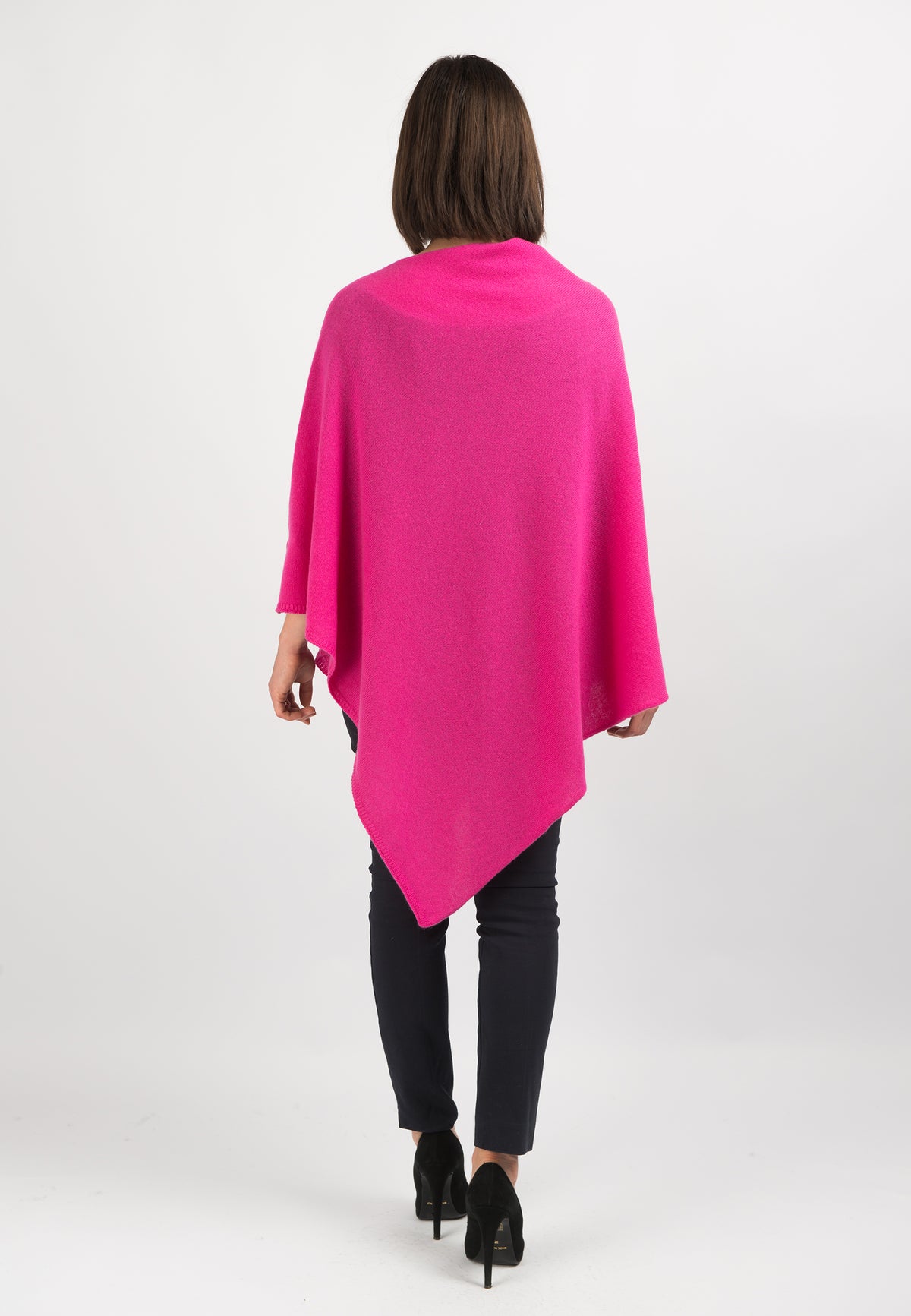 100% cashmere poncho, colour Fuchsia, view 3 | Dalle Piane Cashmere