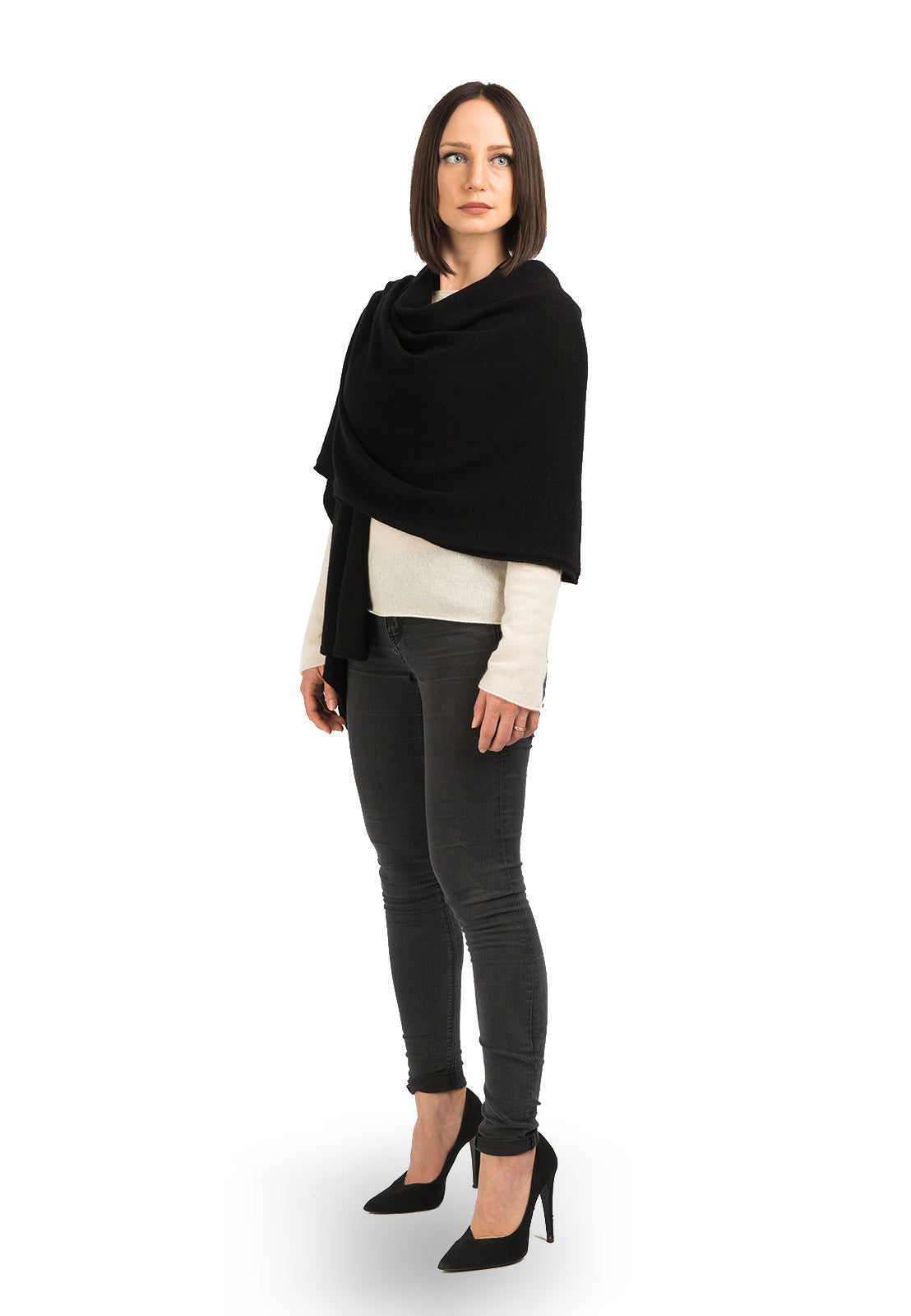 Women's 100% cashmere wrap, colour Black | Dalle Piane Cashmere