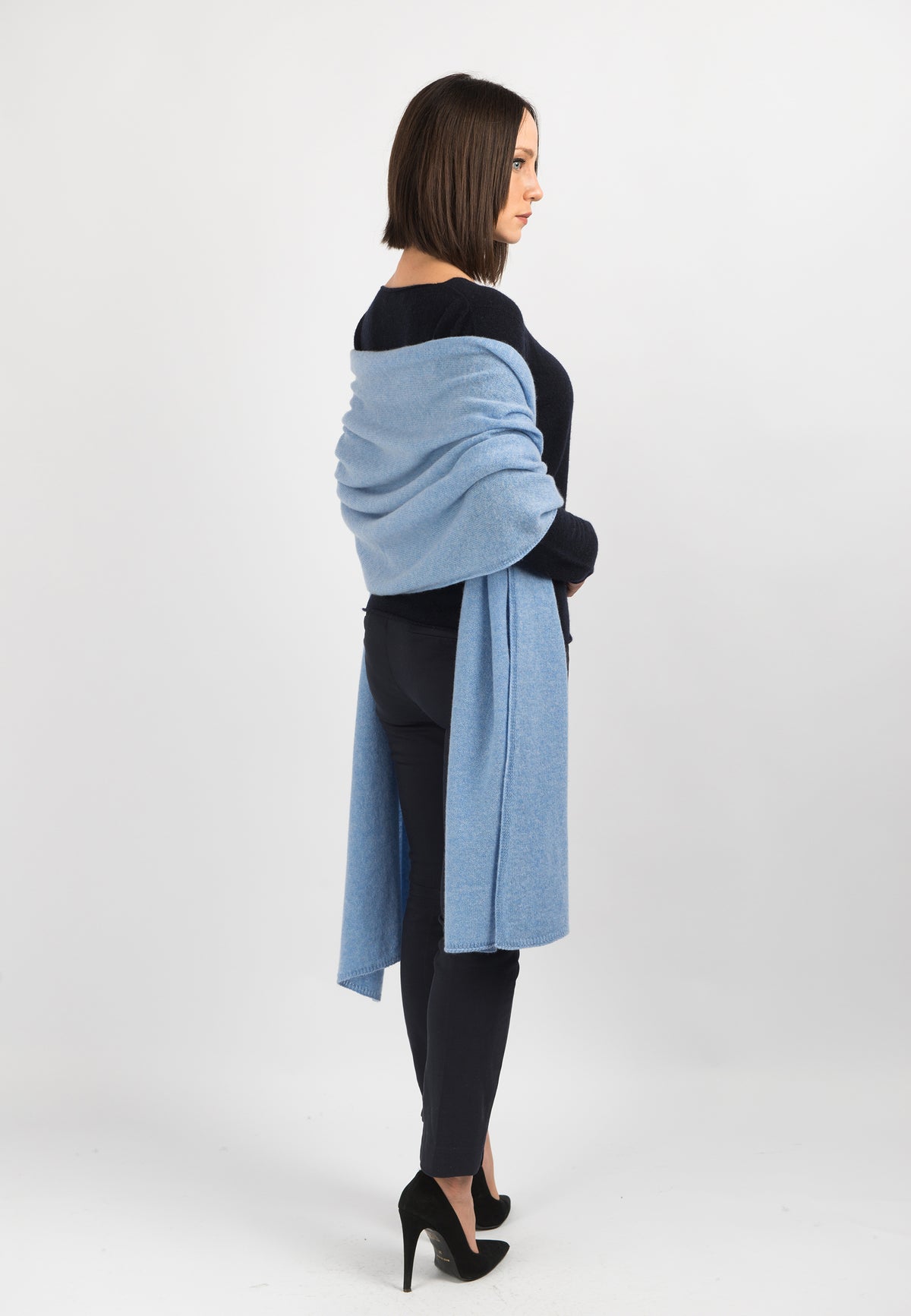 Women's 100% cashmere wrap, colour Sky, view 3 | Dalle Piane Cashmere