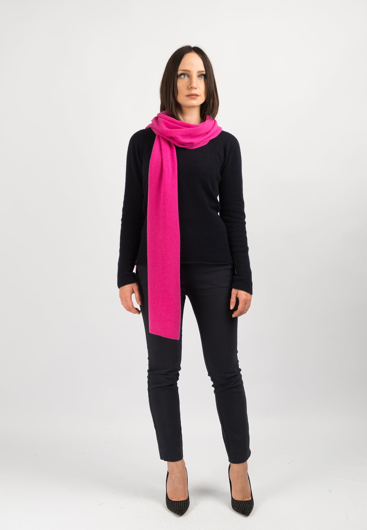 Women's wide 100% cashmere scarf, colour Fuchsia, view 3 | Dalle Piane Cashmere