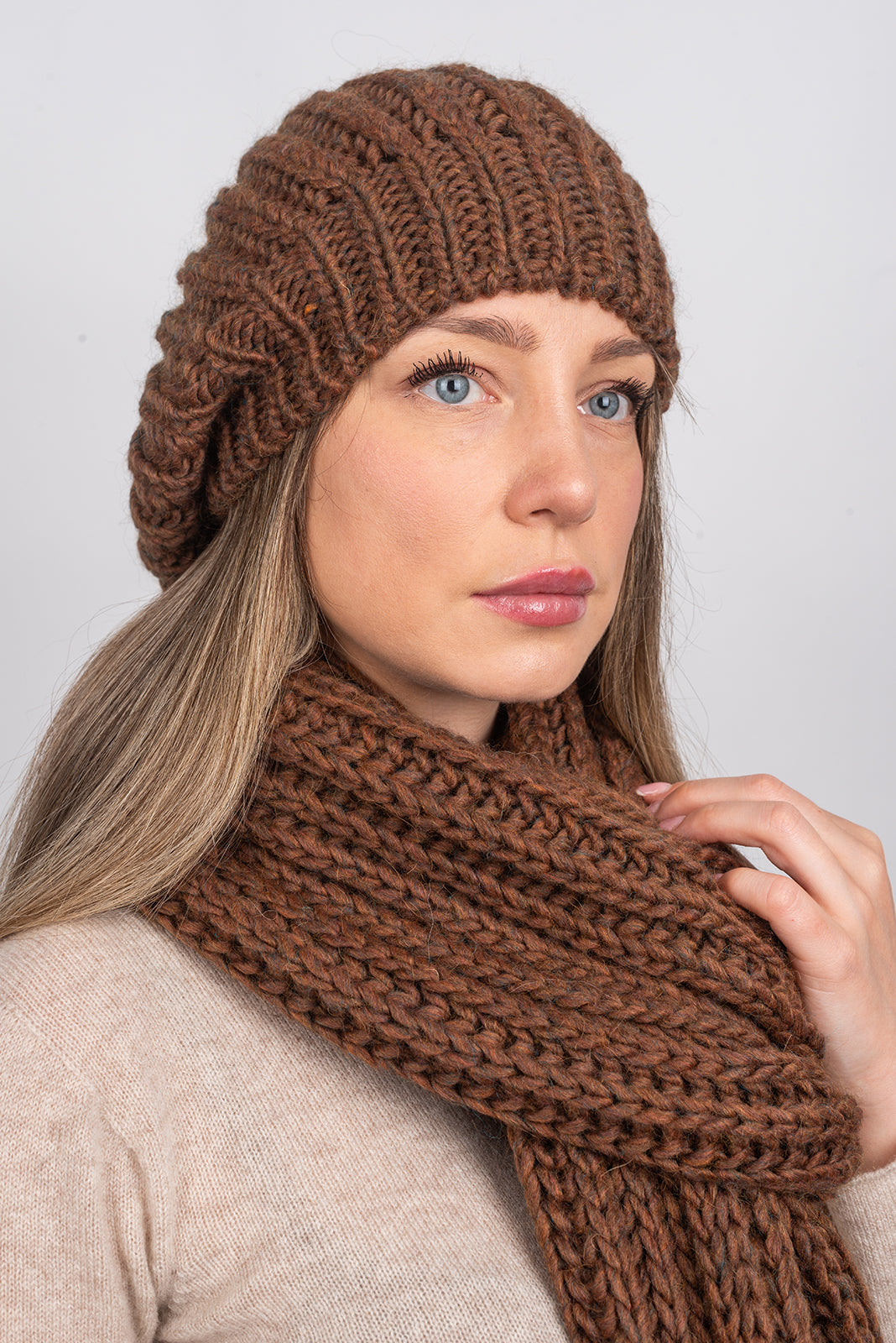 Women's fisherman's rib beanie, colour Moka, view 5 | Dalle Piane Cashmere
