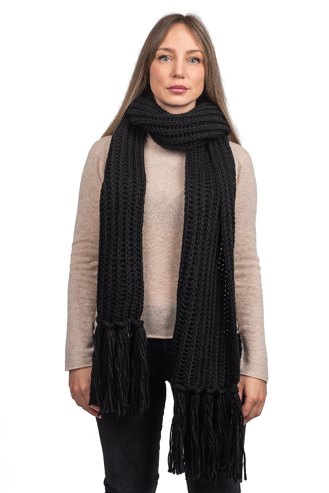 Fisherman's rib scarf with fringe, colour Black | Dalle Piane Cashmere